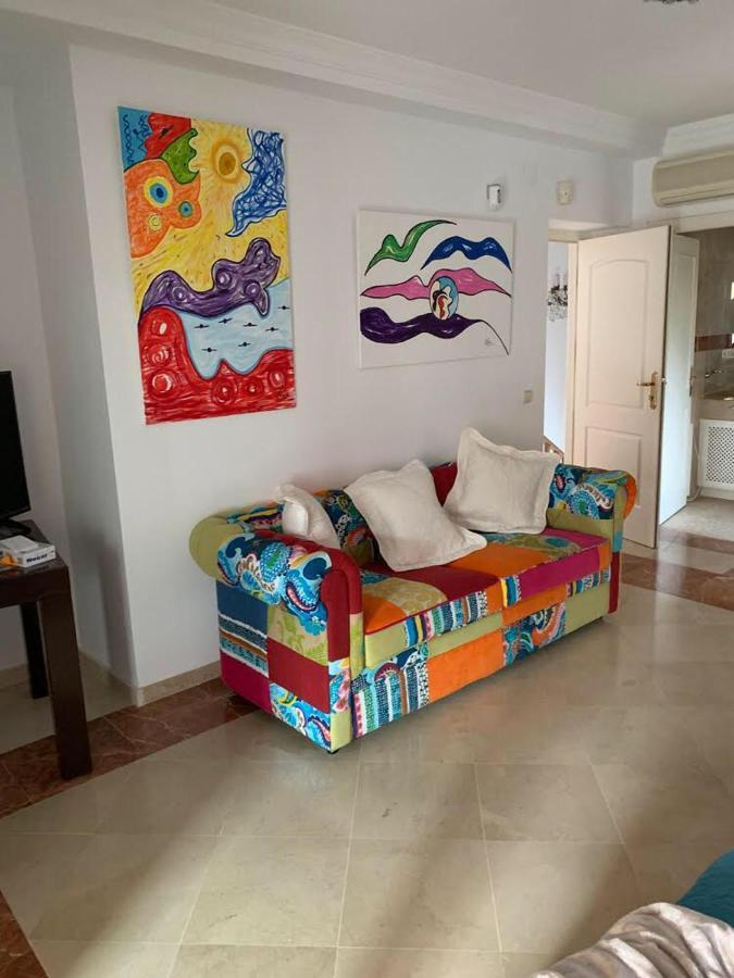 Chalet Con Piscina A 50 M De La Playa . Marbella Eksteriør billede